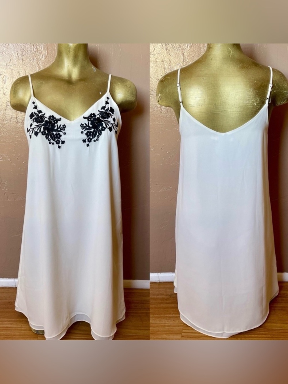 Sweet Ivory BABYDOLL Swing DRESS With Floral EMBROIDERY Size XS